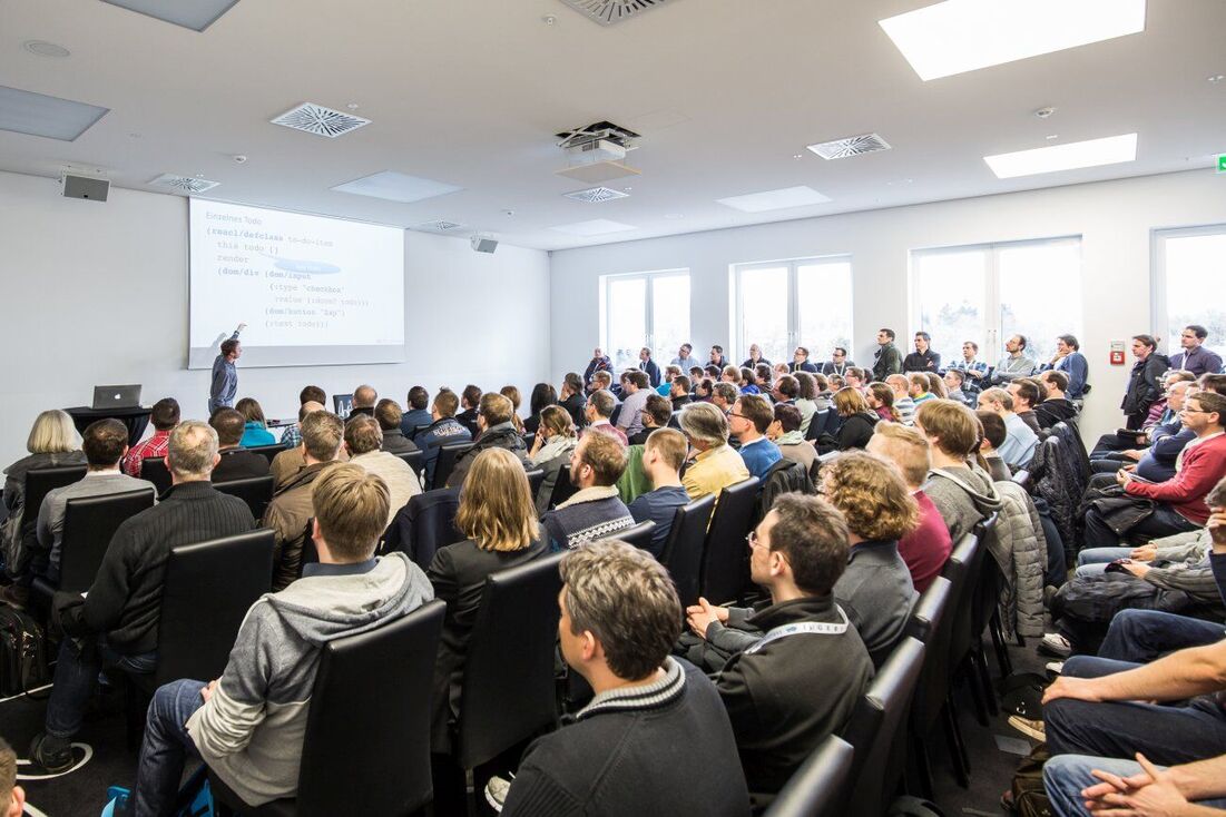 KI und Kundenbrille: Unsere Event-Tools auf dem Prüfstand auf KI-Veranstaltung