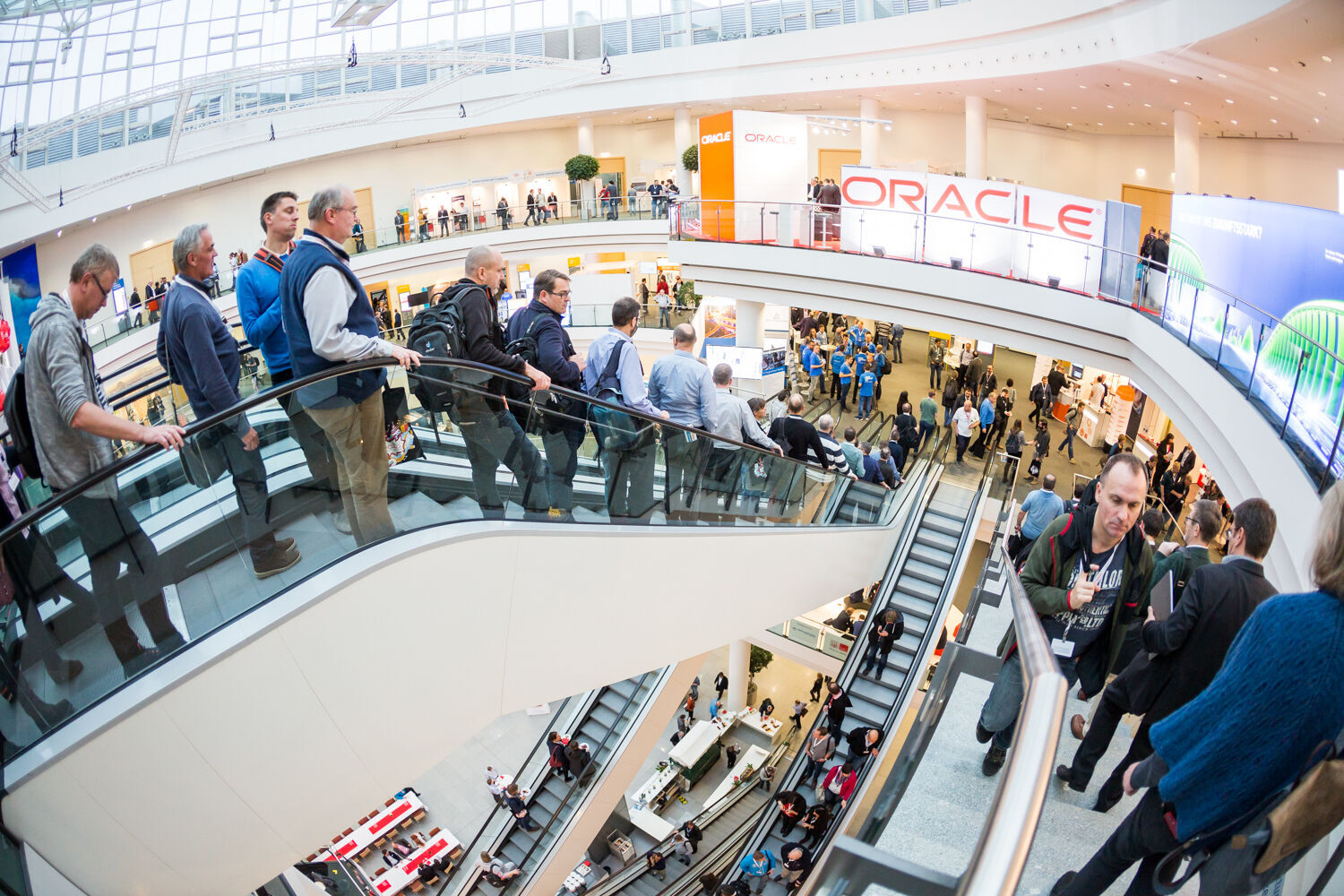 Großveranstaltung mit hohem Besucheraufkommen Großveranstaltung mit hohem Besucheraufkommen bei einer Fachkonferenz der DOAG. Foto: DOAG - Schuchrat Kurbanov