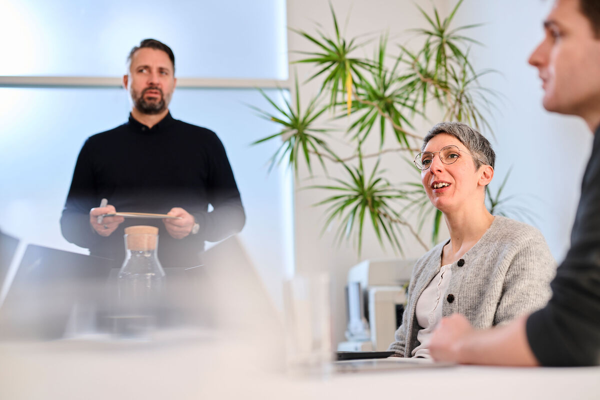 Lösungsansatz: Konzeption des KI-Chatbots Konzeptioneller Lösungsansatz für einen KI-gestützten FAQ-Chatbot im Projektteam